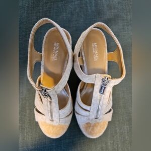 Michael Kors Women's‎ DAMITA WEDGE Cream Canvas Fabric Sandals